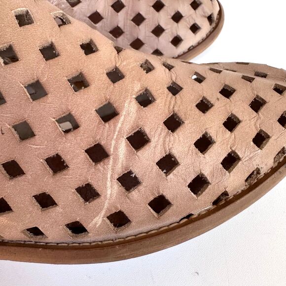 Musse & Cloud Caila Argento Ankle Booties Women's EUR 40/US 9 Perforated Tan - Picture 12 of 12